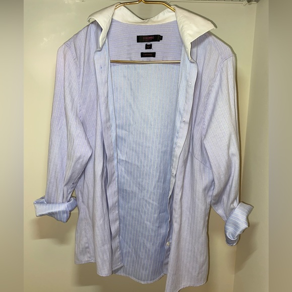 Columbo Woman Button-Up - Picture 2 of 4